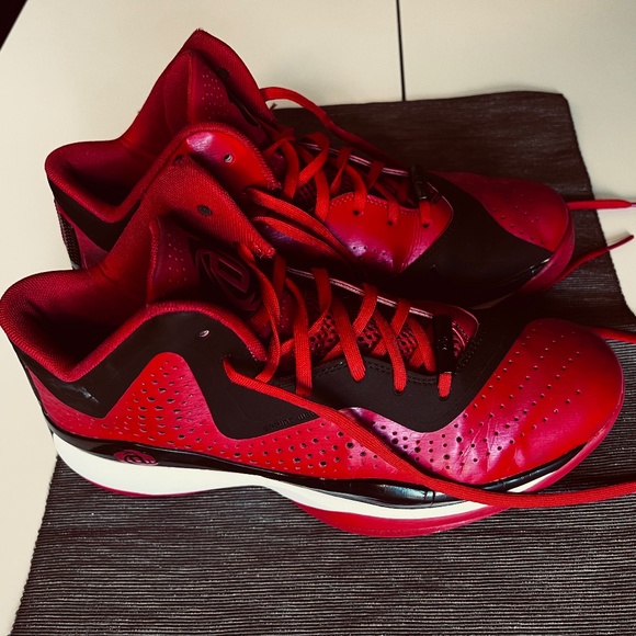 Adidas D Rose 773 III Scarlet/Core Black sz 10.5 - Picture 4 of 13